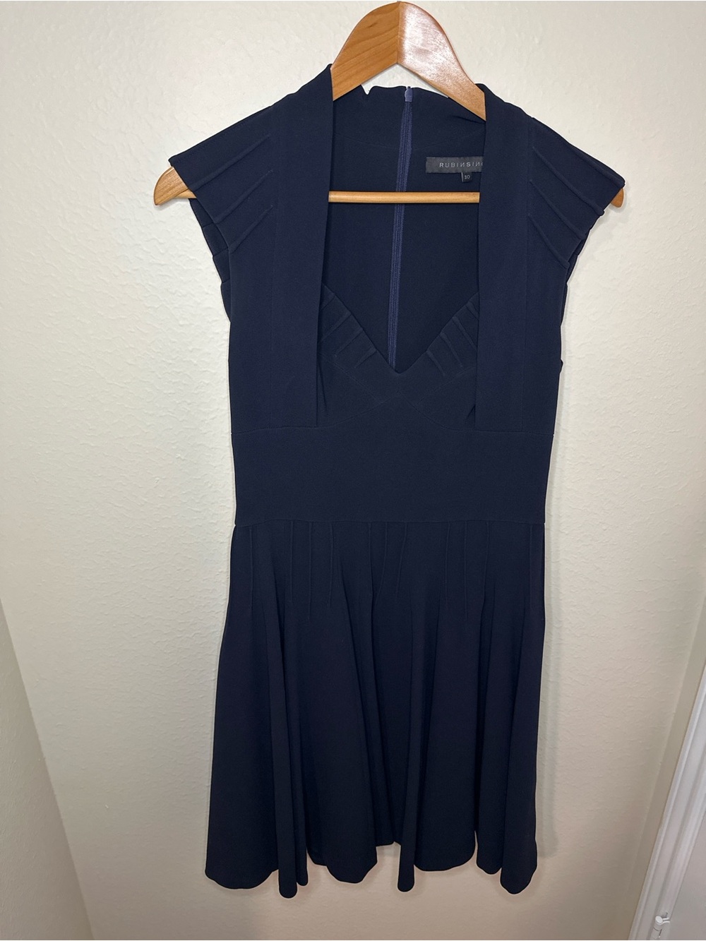 Rubin Singer Navy Fit & Flare Dress Pleated V Neck Cap Sleeve Size 10 USA